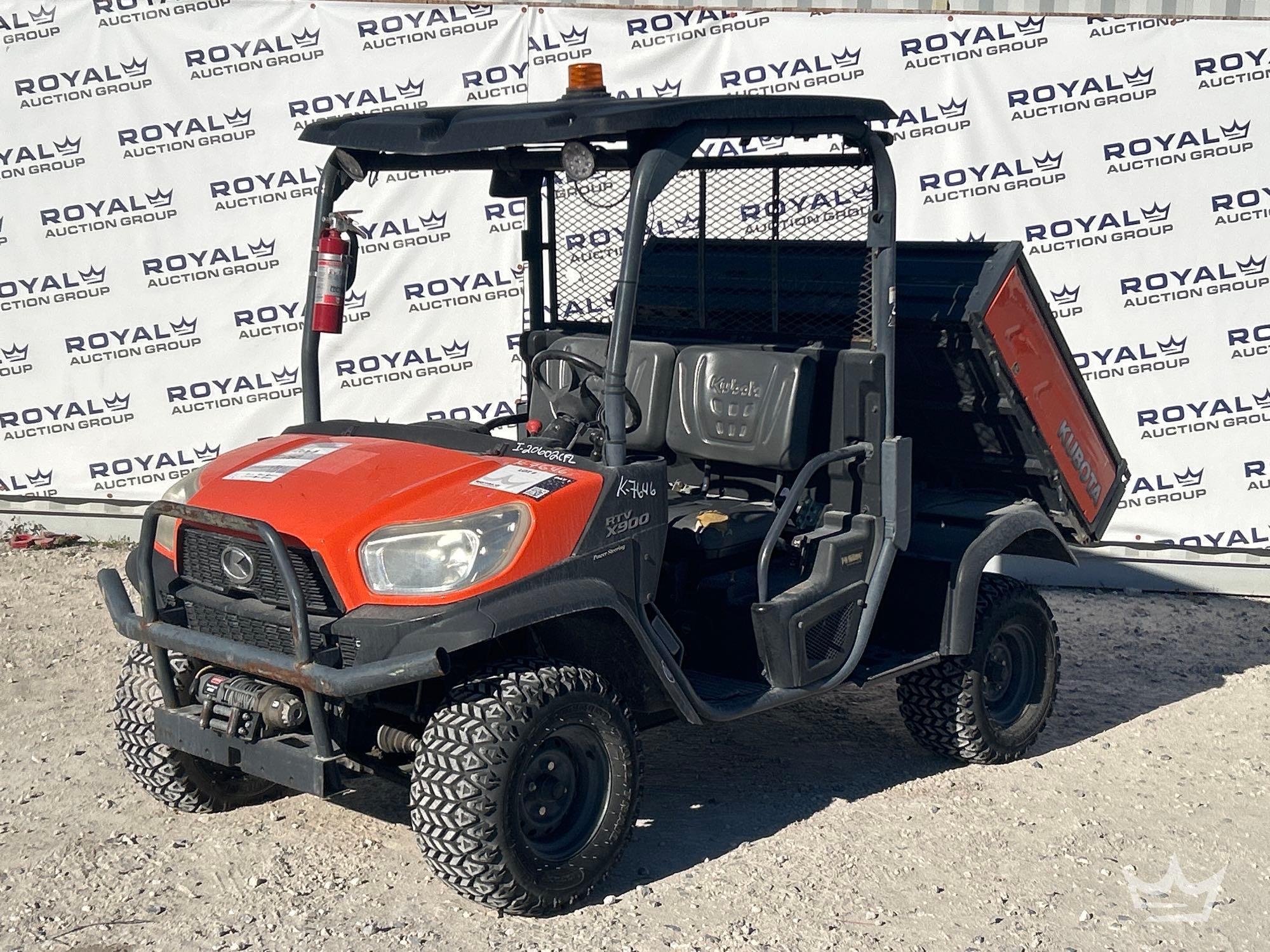 2014 Kubota RTV X900 4x4 Diesel Utility Cart (A61567)