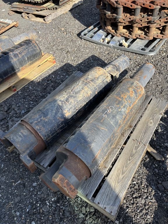 CAT 345CL Track Adjusters (A68134)