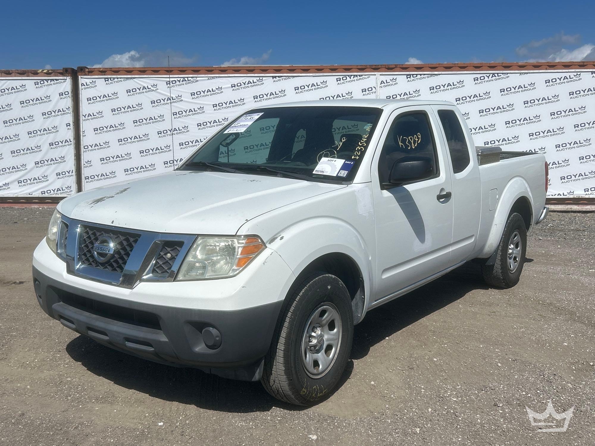 2014 Nissan Frontier Ext Cab Pickup Truck (A61573)