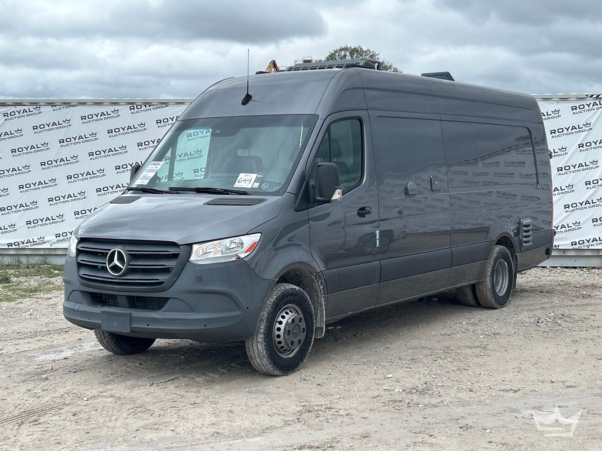 2021 Mercedes-Benz Sprinter 4500 Modified Food Catering Van (A64556)