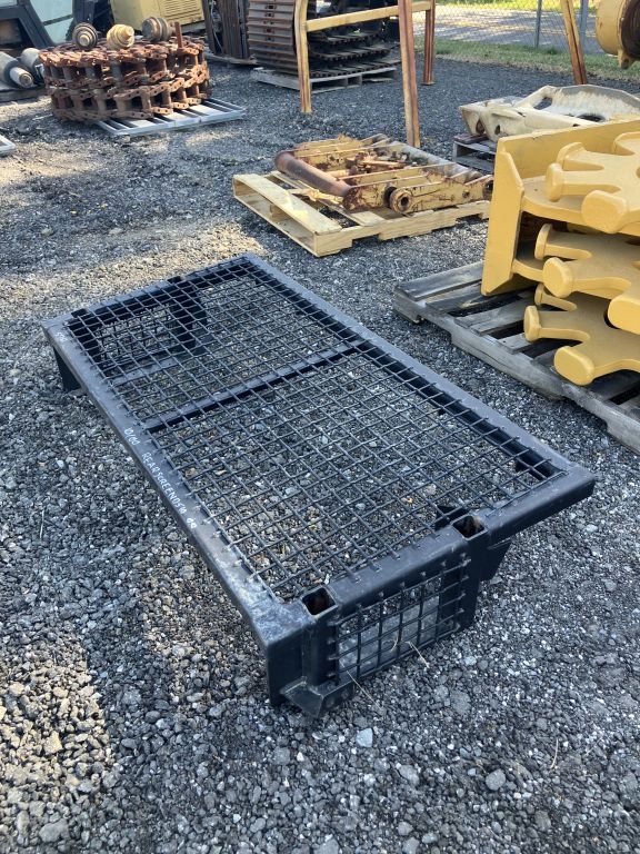 CAT D5 Rear Screen (A68134)