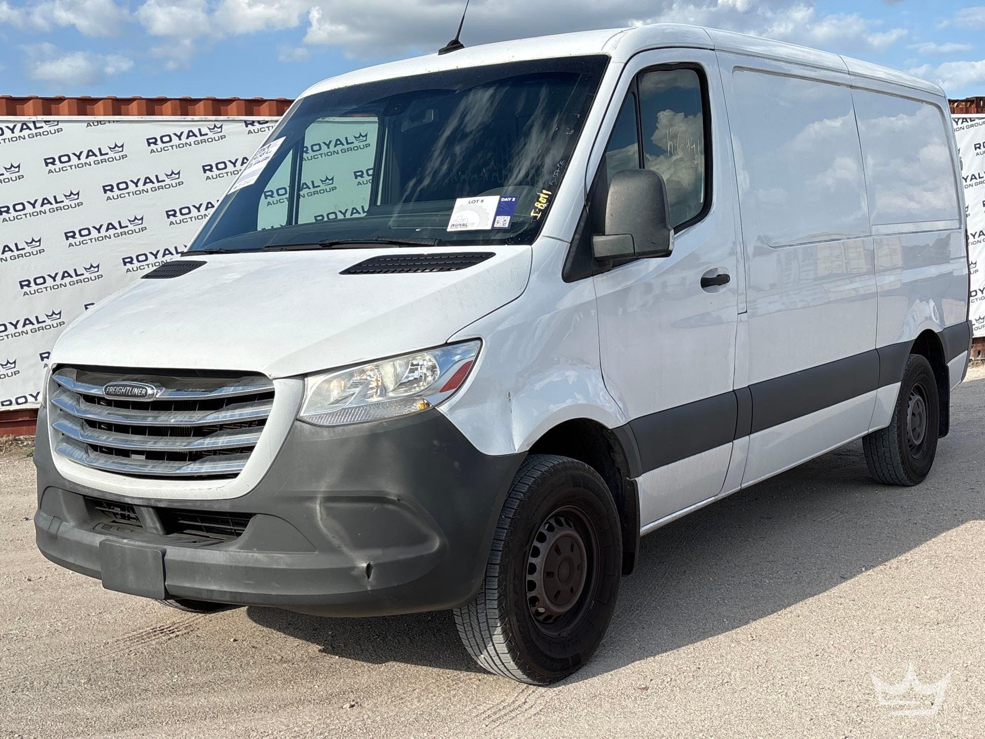2019 Mercedes Sprinter 2500 Cargo Van (A61573)
