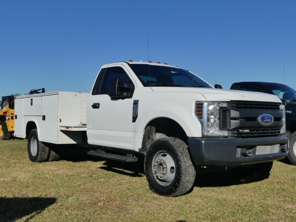 2019 Ford F-350 XL (A53317)