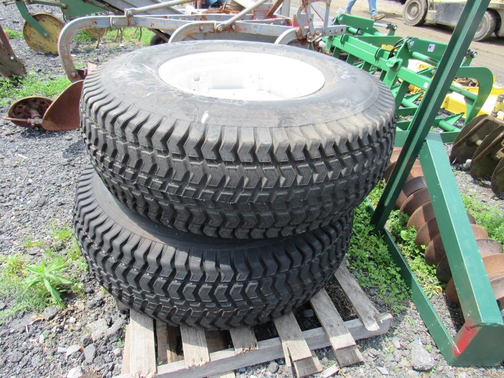 Rear Tractor Tire w/ Rim (pair) (A49251)