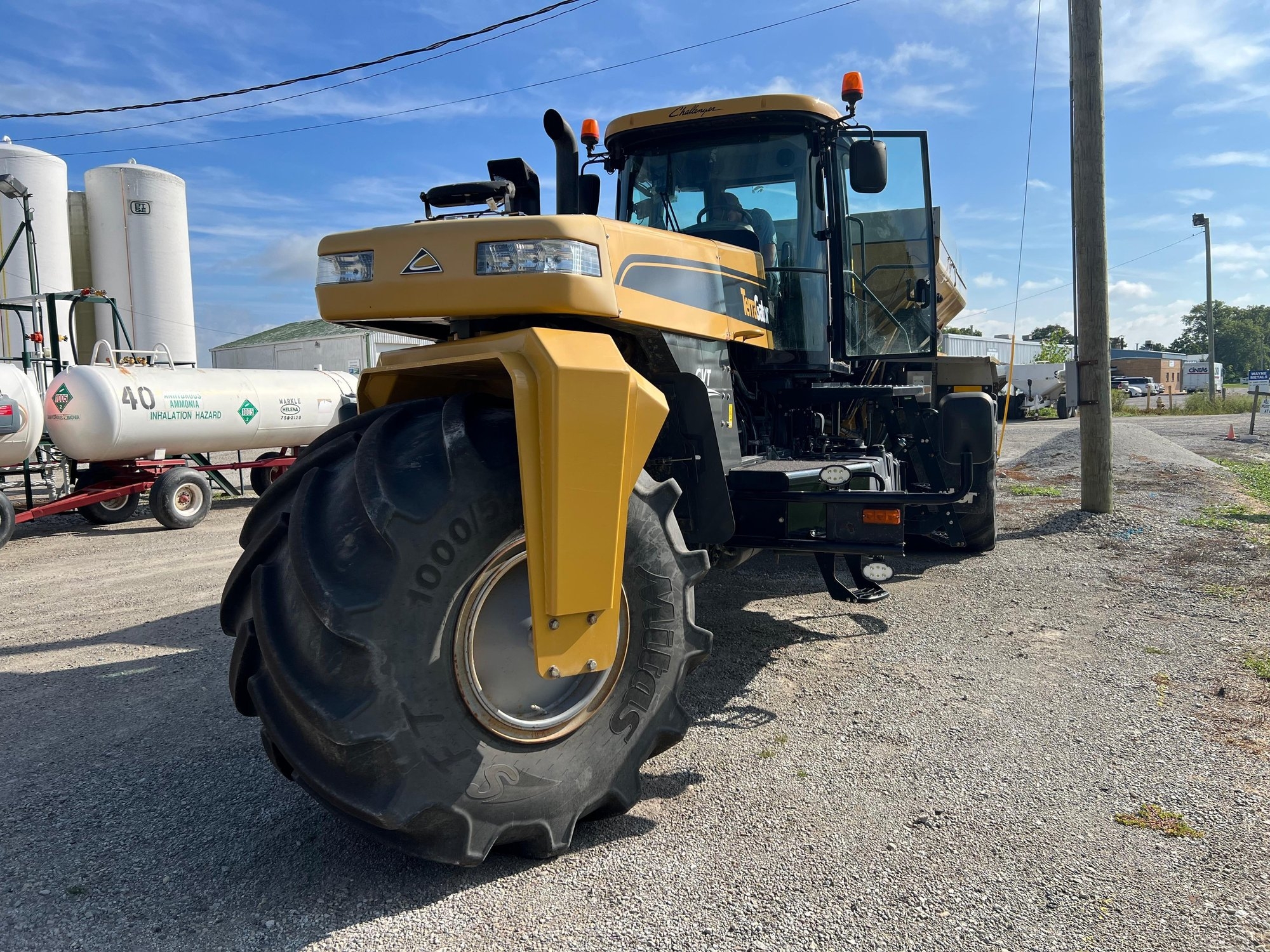 2019 TerraGator 7300 Spinner truck (A55315)