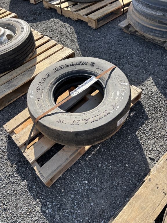 Asphalt Roller Tire (A68134)