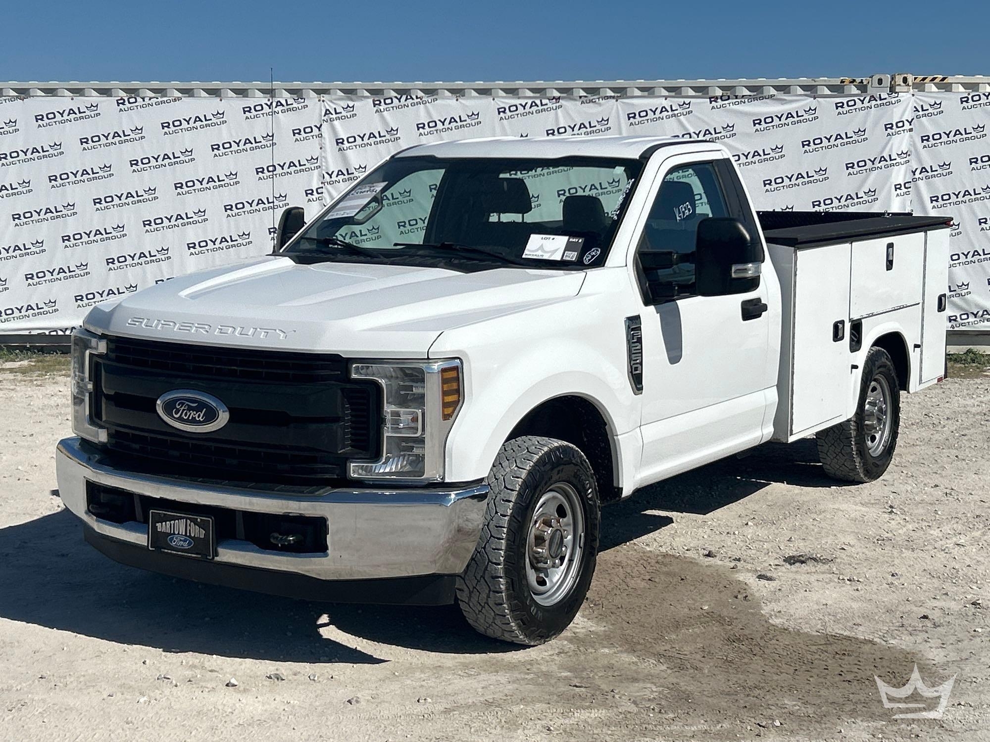 2019 Ford F-250 Knapheide Service Truck with Liftgate (A61568)