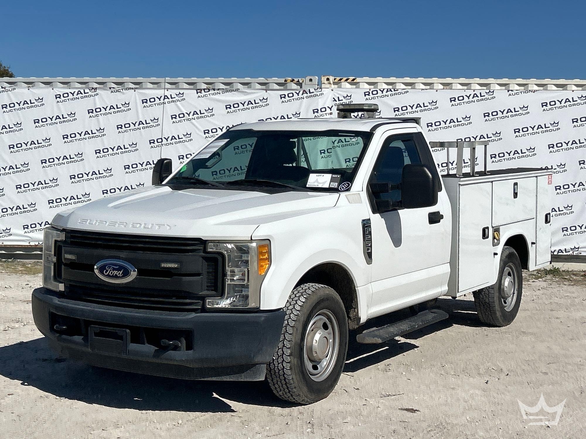 2017 Ford F-250 Service Truck (A61568)