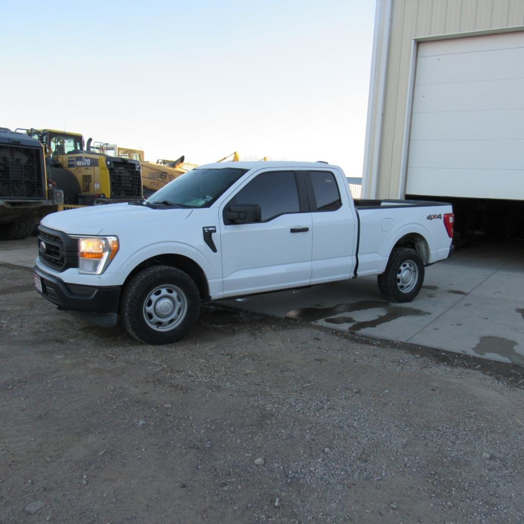 2022 Ford F-150 XL Pickup Truck, VIN: 1FTFX1E83NKE63062, Extended Cab, 4 x 4, 3.5 L EcoBoost Gas (A59076)