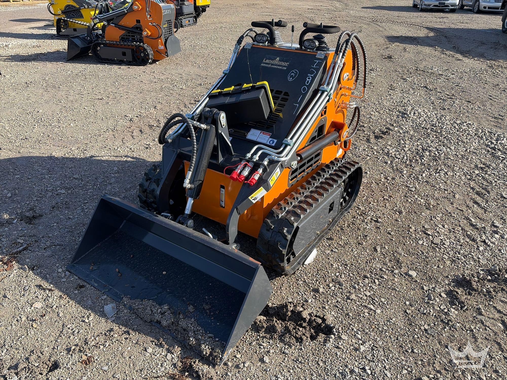 2025 LandHonor LHR-ME380X1 Stand-On Track Loader Skid Steer (A60352)