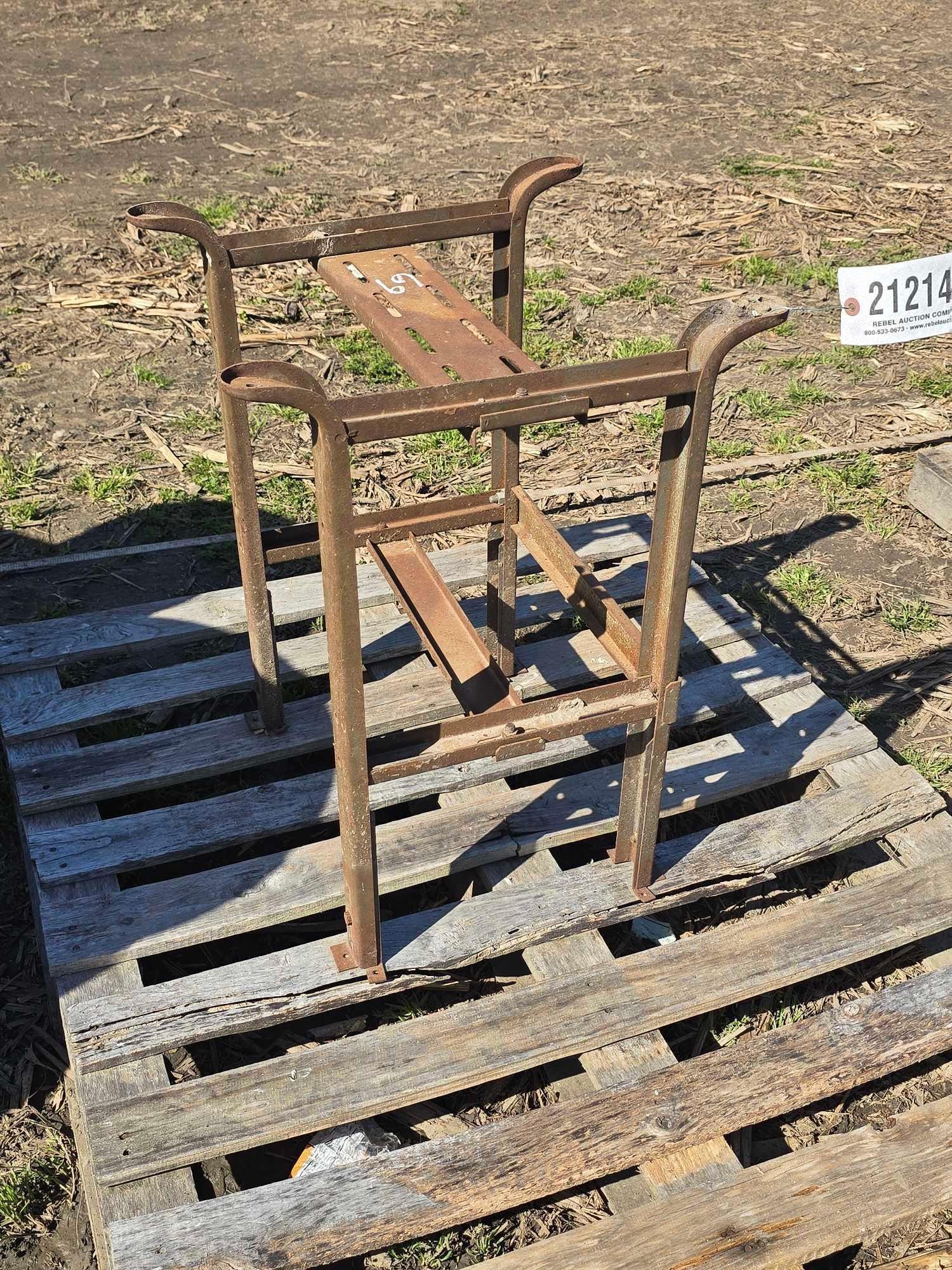 METAL STAND (A63291)