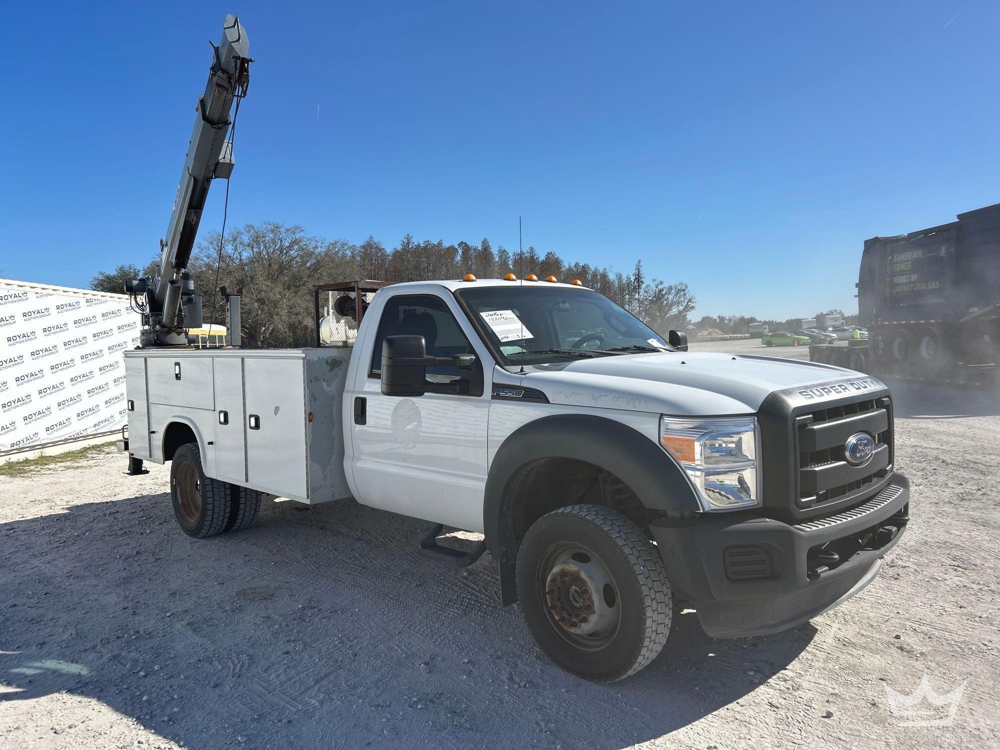 2016 Ford F-550 4x4 Venturo ET25KXX 2 Ton Crane Service Truck (A61573)