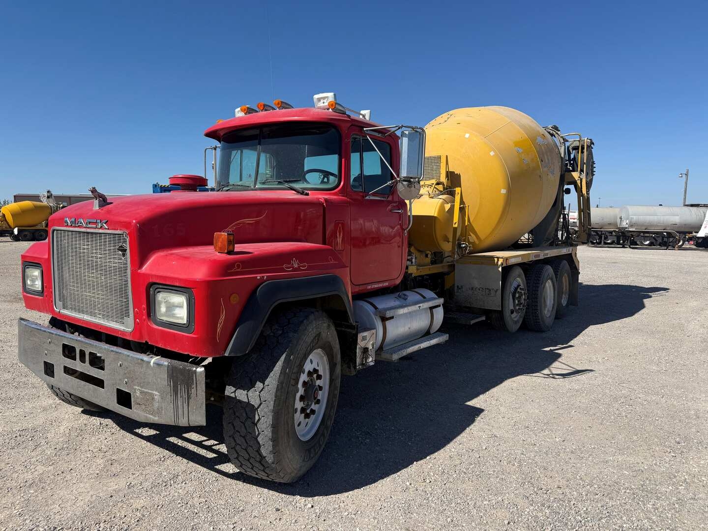 2003 MACK RD688S MIXER TRUCK (A55745)