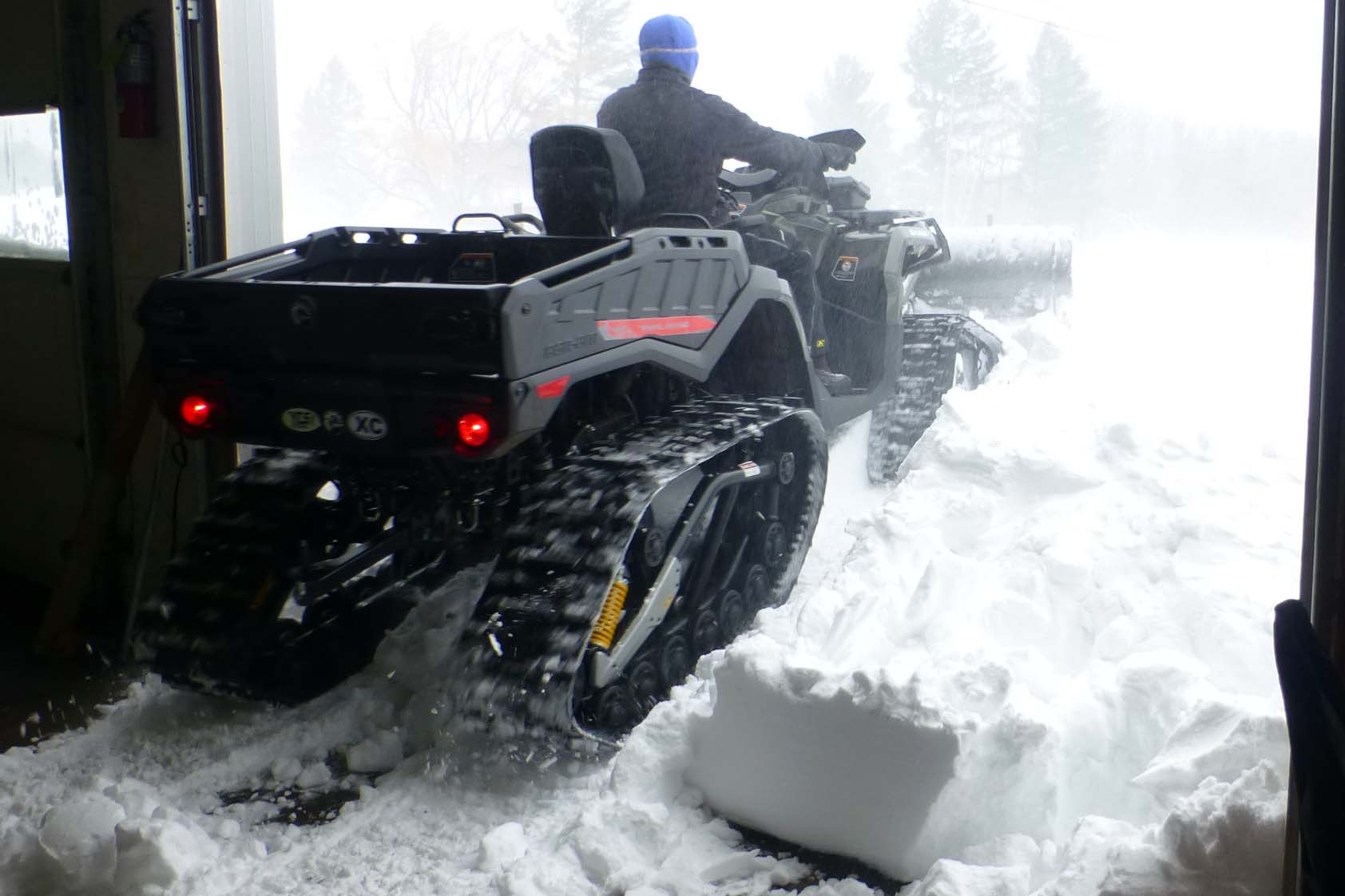 6x6plows136.jpg