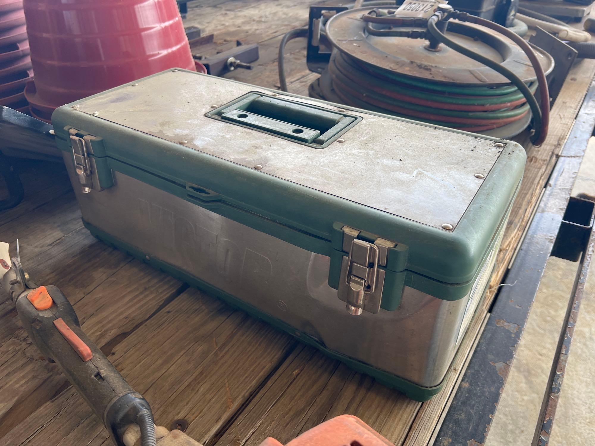 TORCH & GAUGES (A64276)