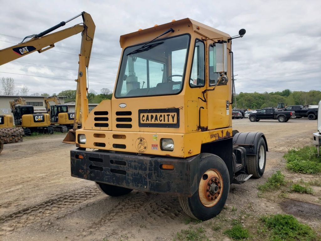 1997 Capacity Spotter Truck (A62679)