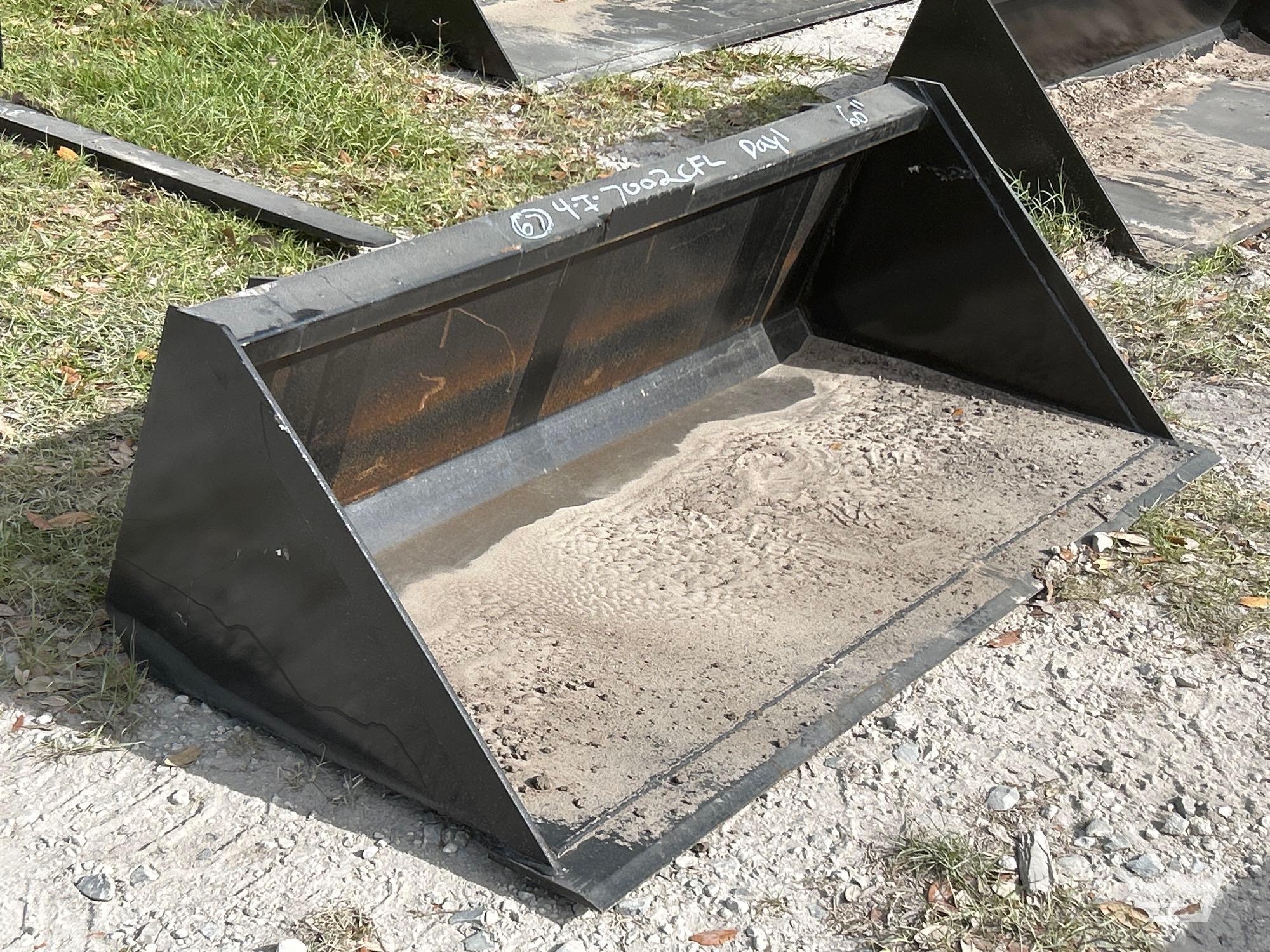 Swict 60in Bucket Skid Steer Attachment (A64553)