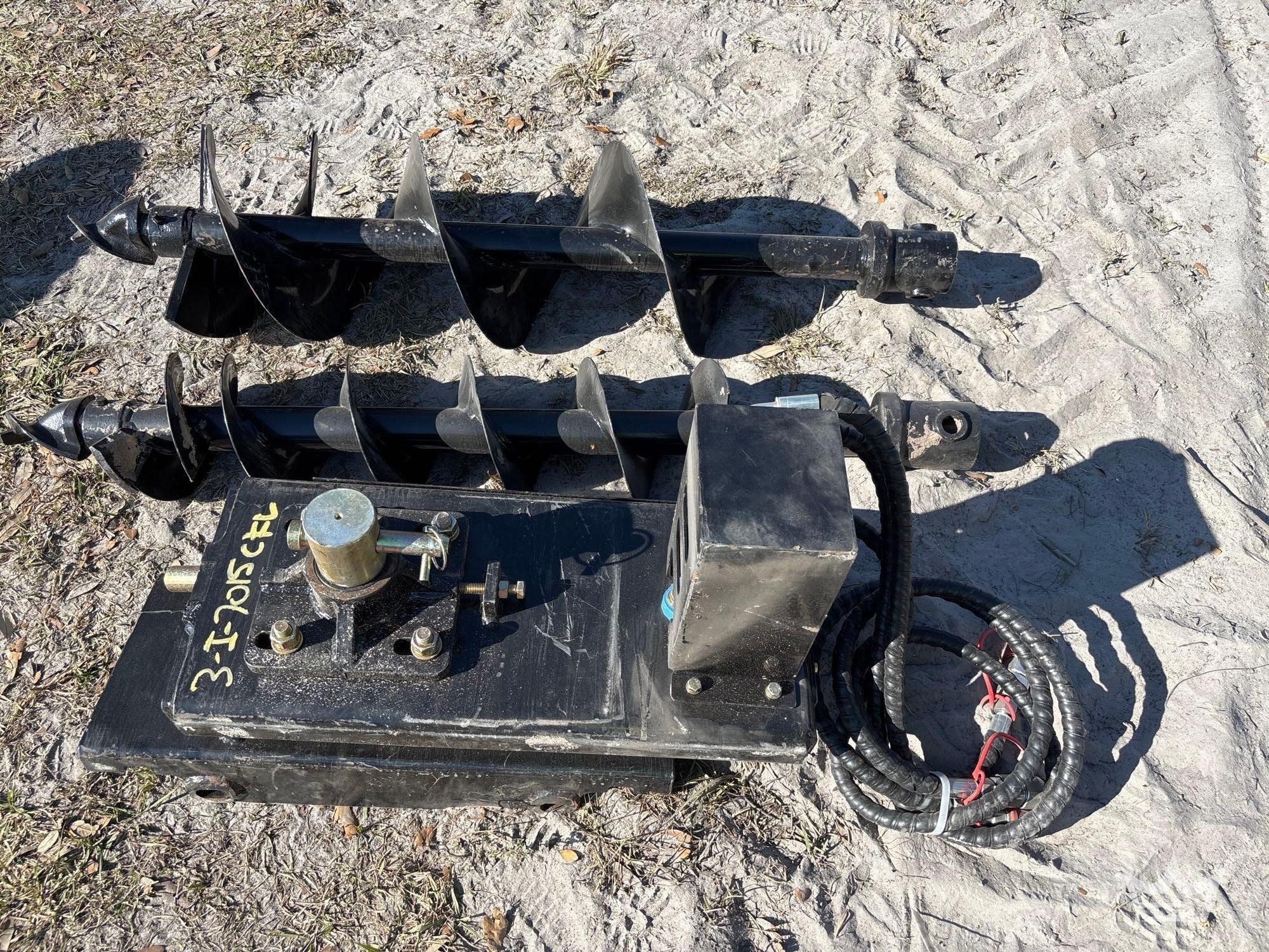 Hydraulic Auger Bits Mini Skid Steer Attachment (A61572)