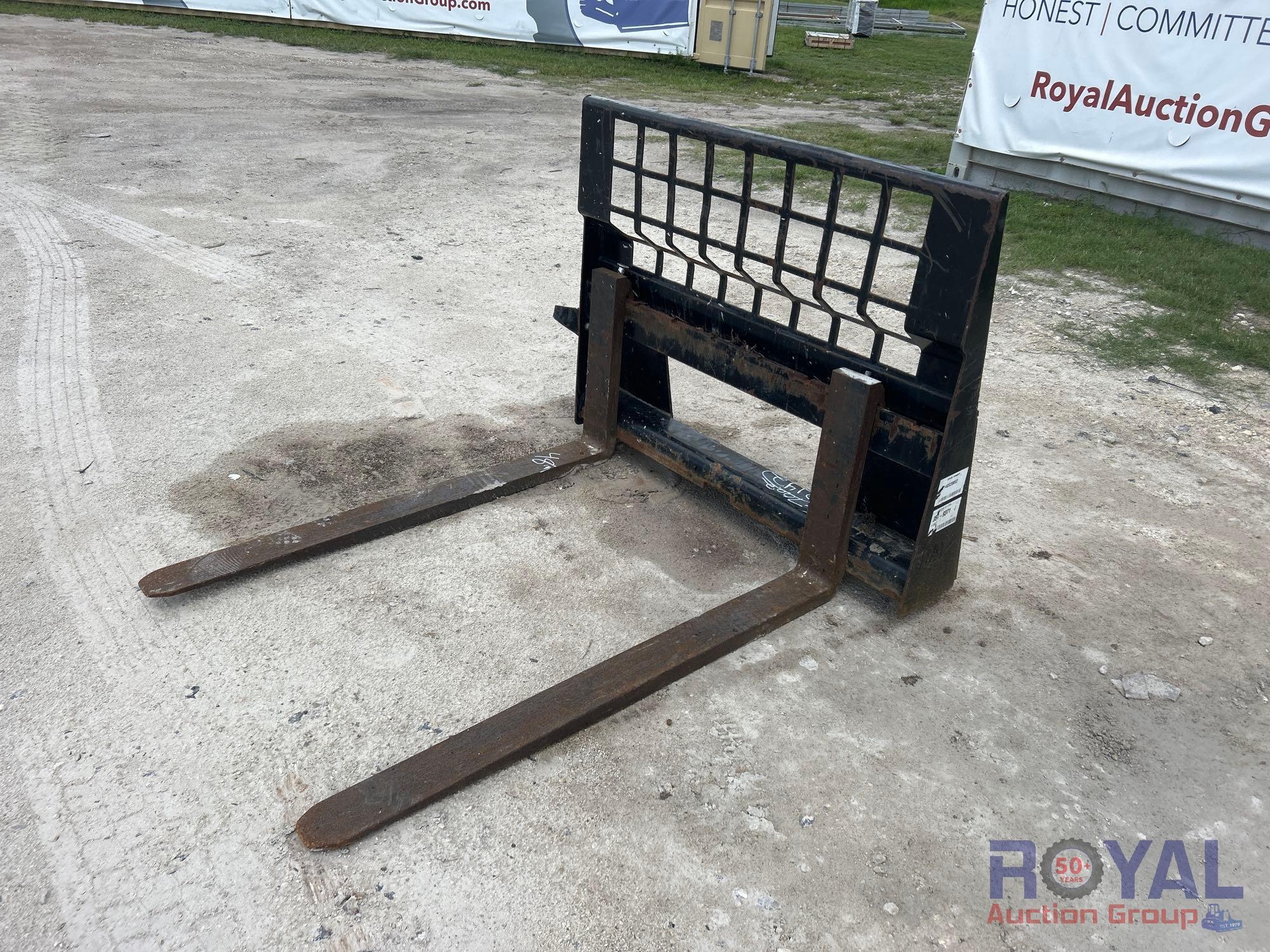 Caterpillar 48in Forks and Frame Skid Steer Attachment (A49346)