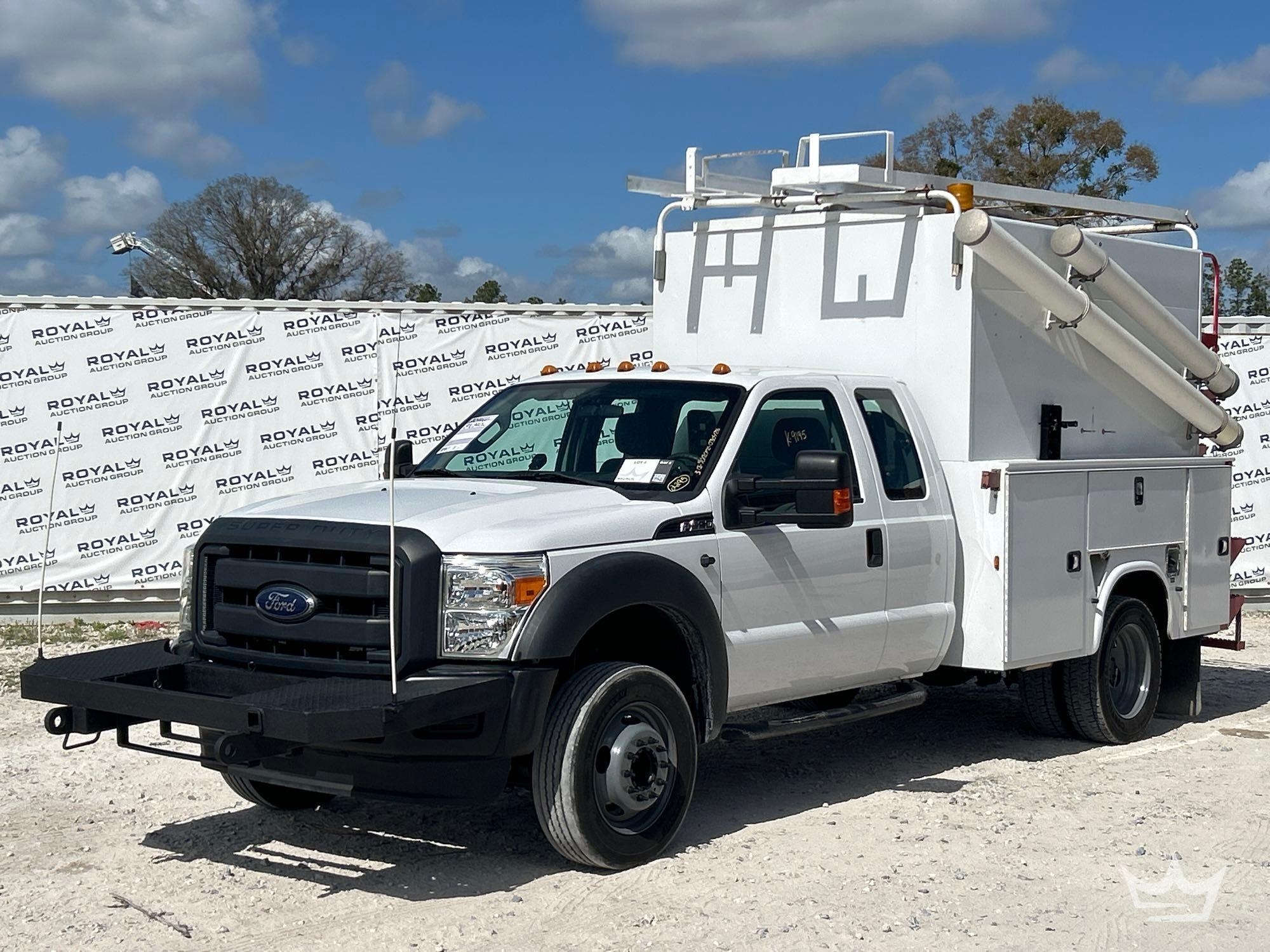2016 Ford F-550 Ext. Cab Enclosed Service Truck (A61573)