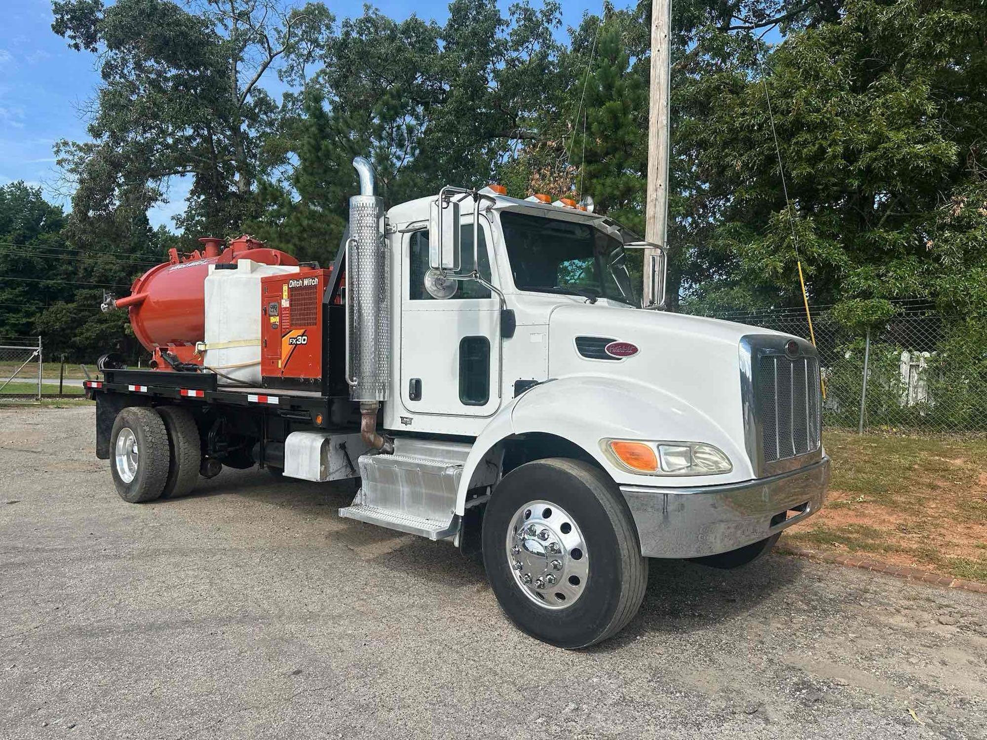 2011 Peterbilt 337 Hydro Excavator Truck, VIN # 2NP2HN7X6BM130882 (A54865)