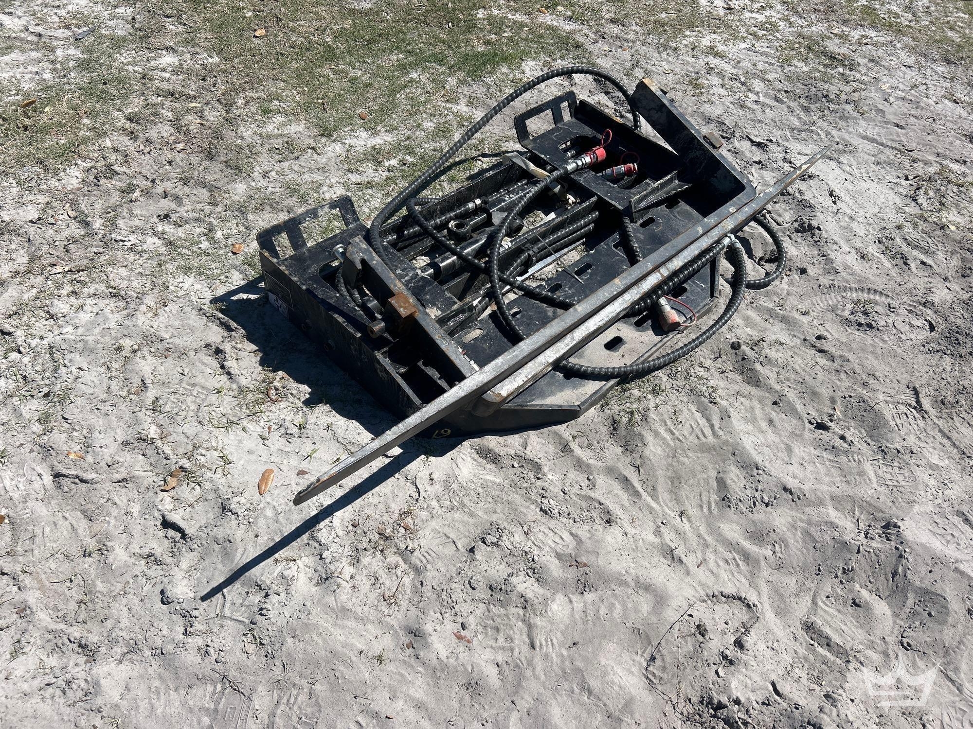 58in Hydraulic Side Shift Forks Skid Steer Attachment (A61572)