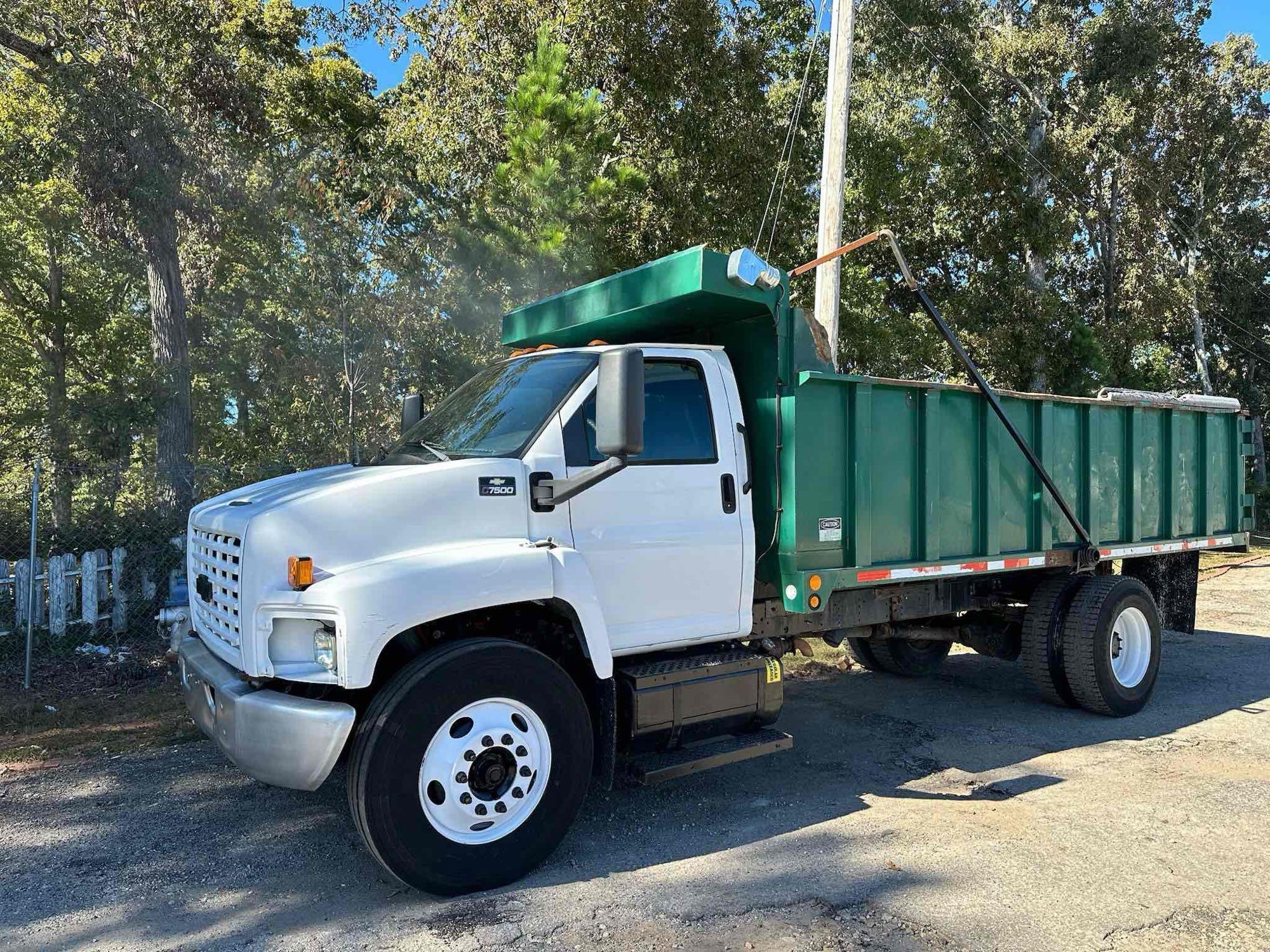 2008 Chevrolet C7500 Truck, VIN # 1GBM7C1G78F413329 (A54865)