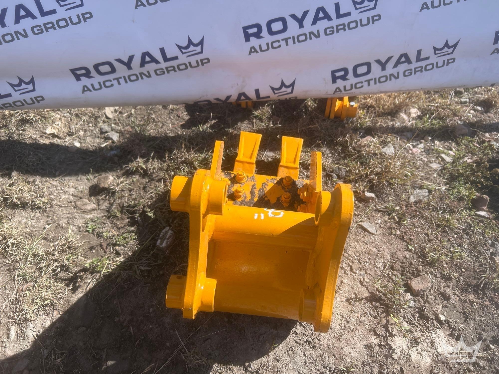 2025 8in Channel Tooth Bucket Mini Excavator Attachment (A64553)