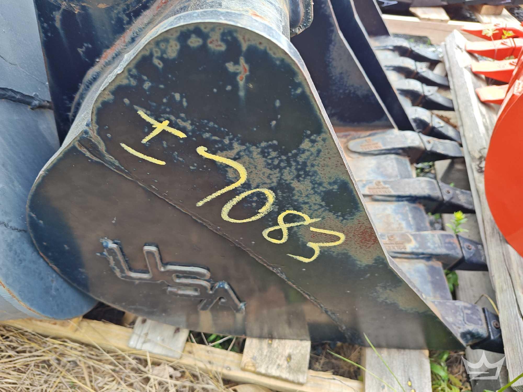 Unused 2022 USA Attachments EB-618 18in. Pin On Bucket w/ Teeth Excavator Attachment (A66734)