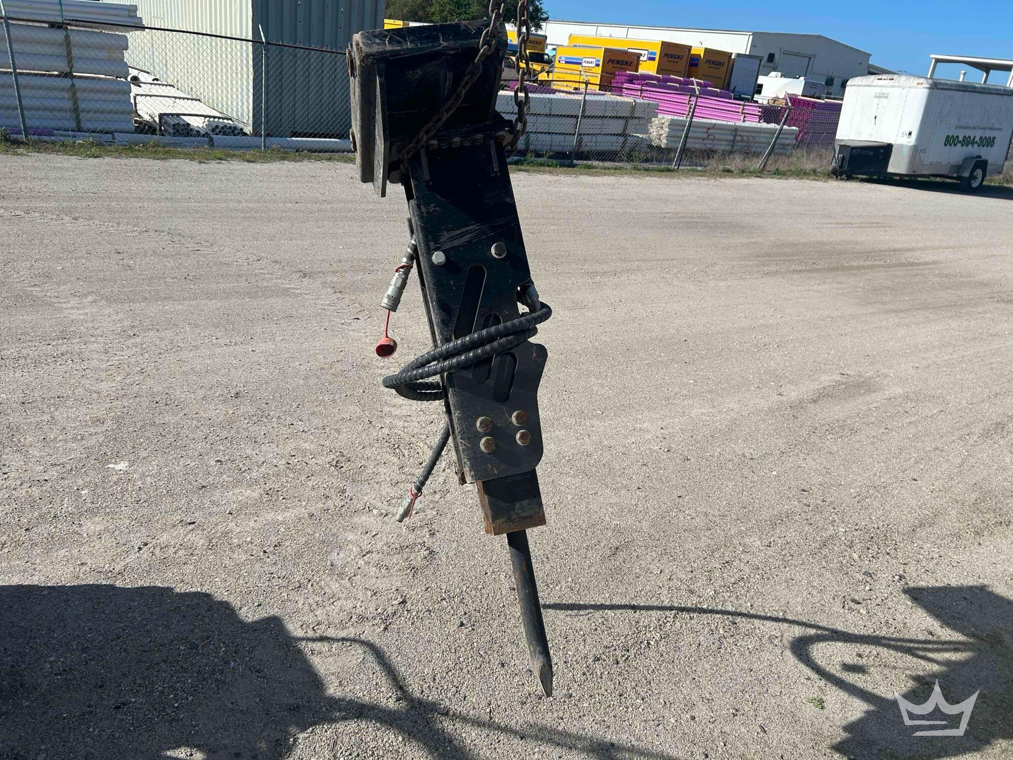 2025 GIYI GY-P45 Hydraulic Breaker Mini Skid Steer Attachment (A64553)