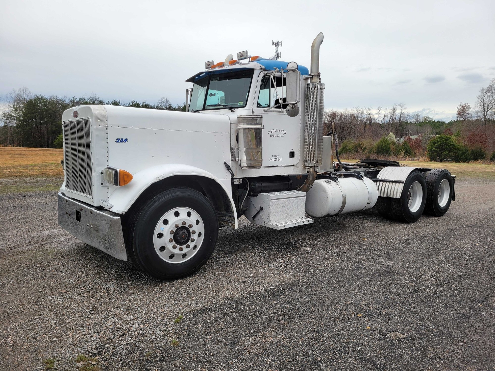 1997 Peterbilt 379EXHD Day Cab w/ Wetline (A62613)