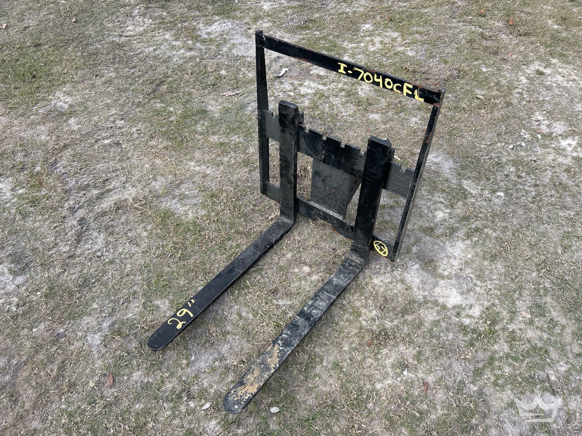 2025 30in. Pallet Forks and Frame Skid Steer Attachment (A61567)