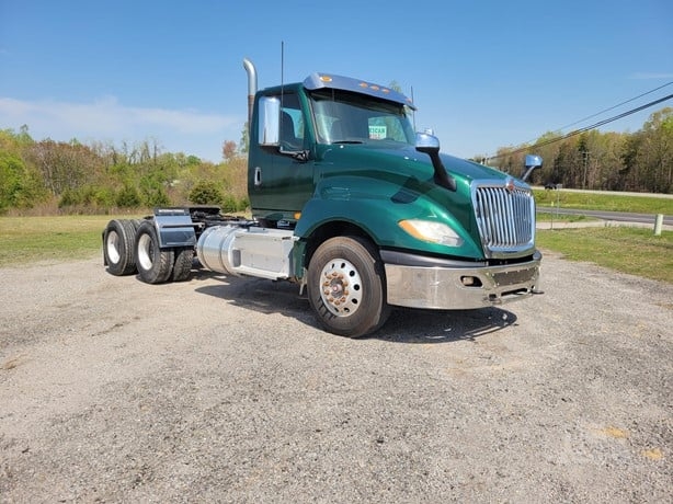 2018 International LT Automatic Day Cab (A62613)