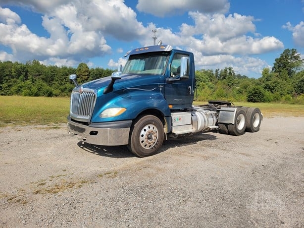 2018 INTERNATIONAL LT625 DAY CAB W/ WETLINE (A62613)