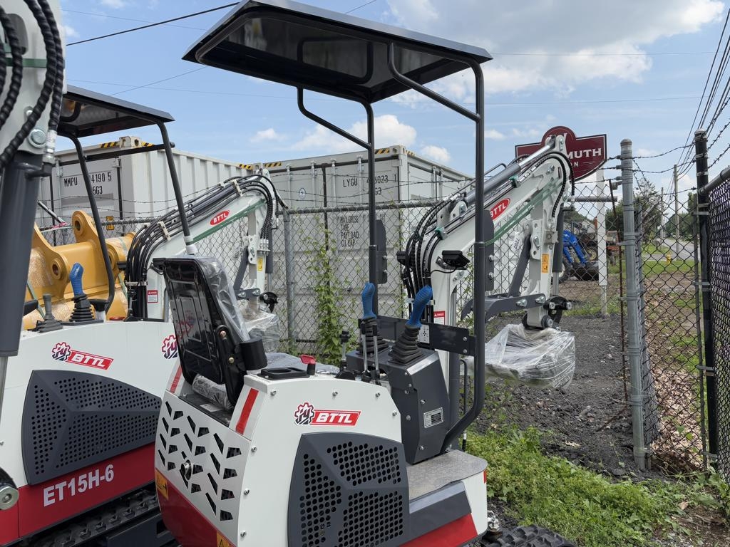 BTTL12 Mini Excavator (A49251)