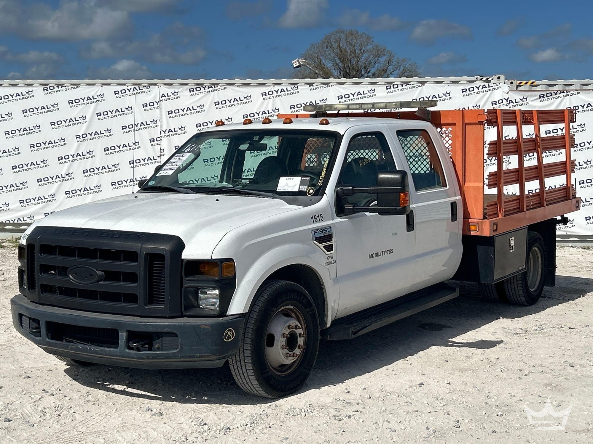 2008 Ford F-350 9ft. Stake body Flatbed Truck (A61573)
