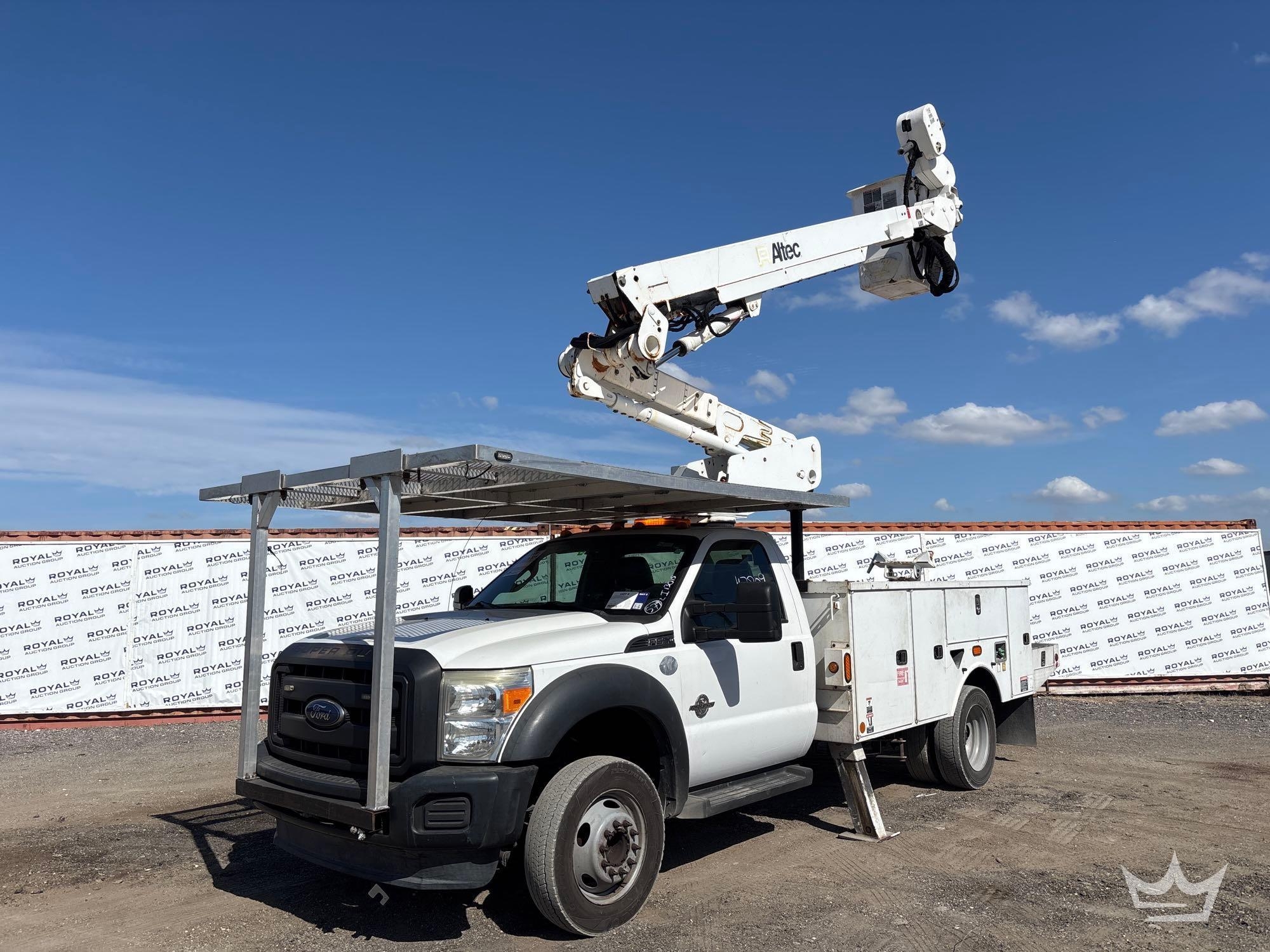 2014 Ford F-550 Altec AT40M 40ft Material Handling Bucket Truck (A61568)