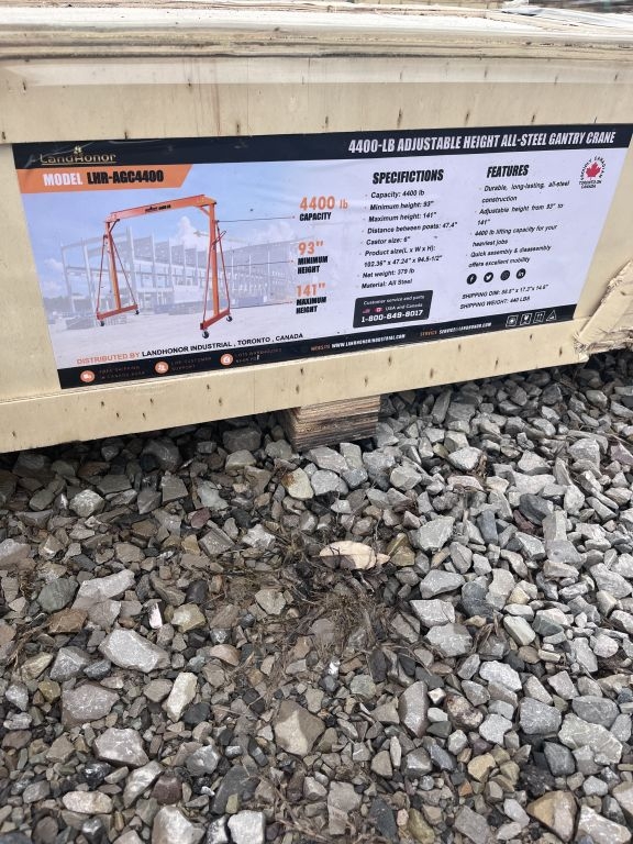 New 4400lb All Steel Adjustable Gantry Crane (A62679)