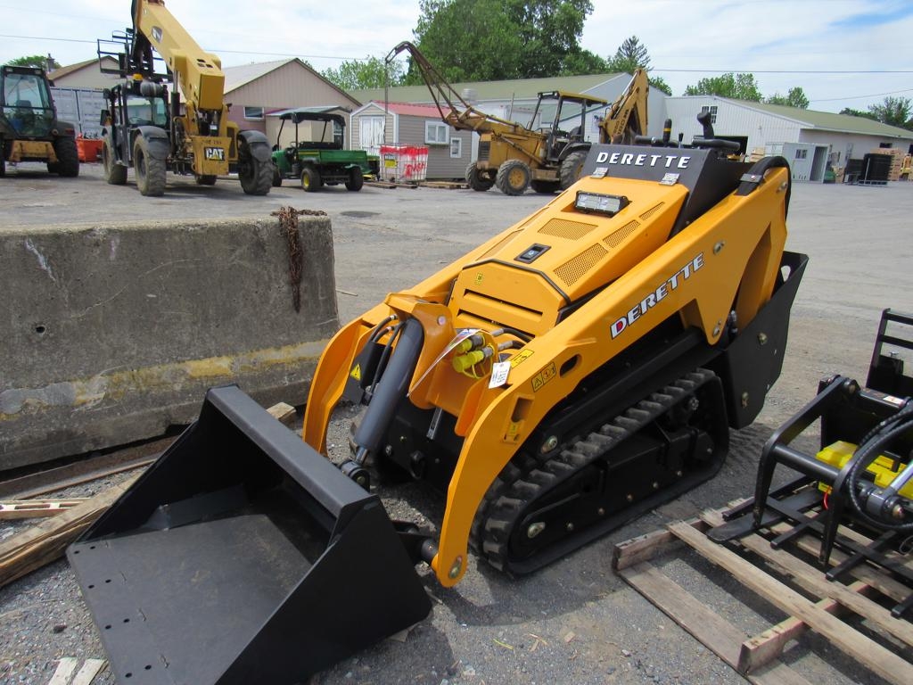 2025 Derette V1000 Skidsteer (A49251)