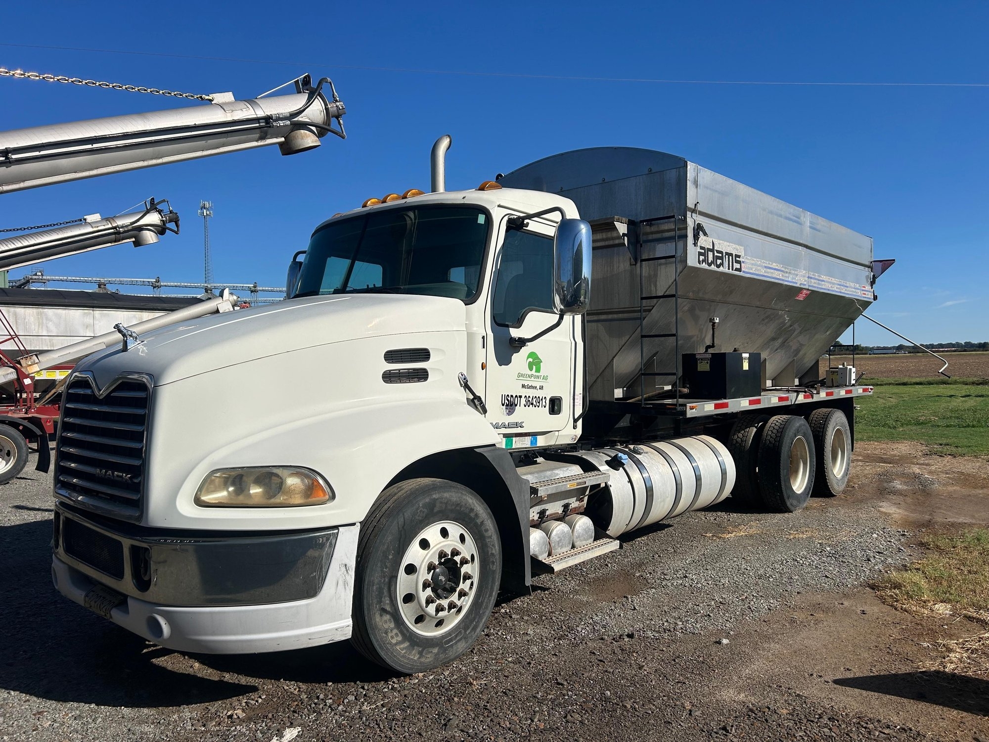 2011 MACK Tender Truck w/ADAMS Rear Discharge Bed Auger (A55314)