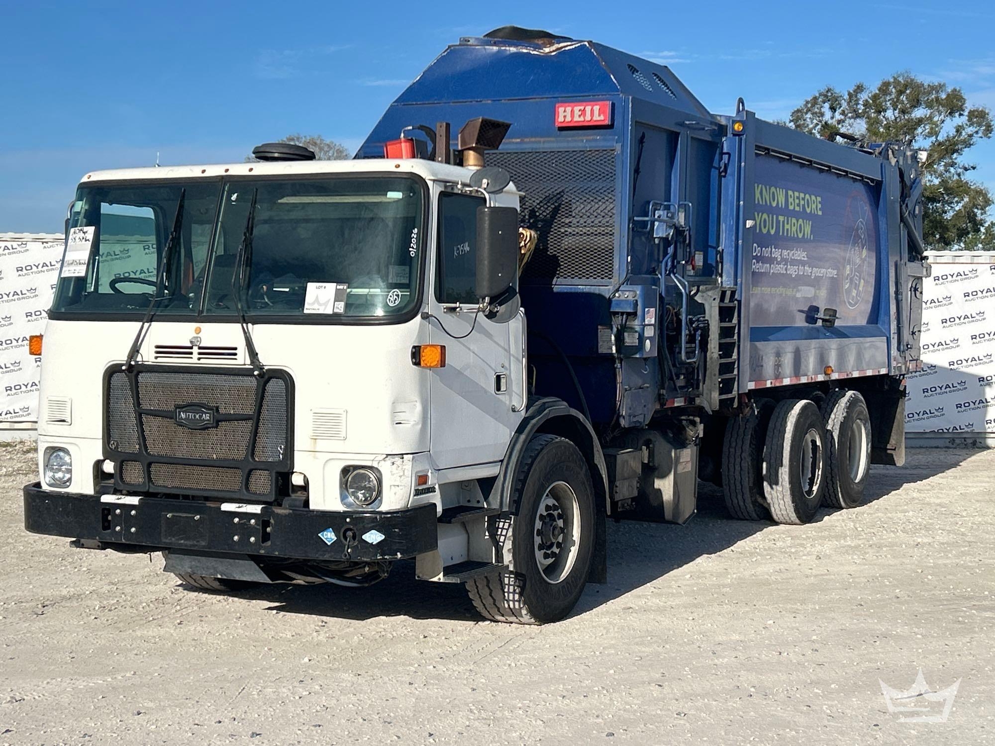 2019 Autocar ACX Xpeditor T/A Heil 31Yd Side Loader Garbage Truck (A61568)
