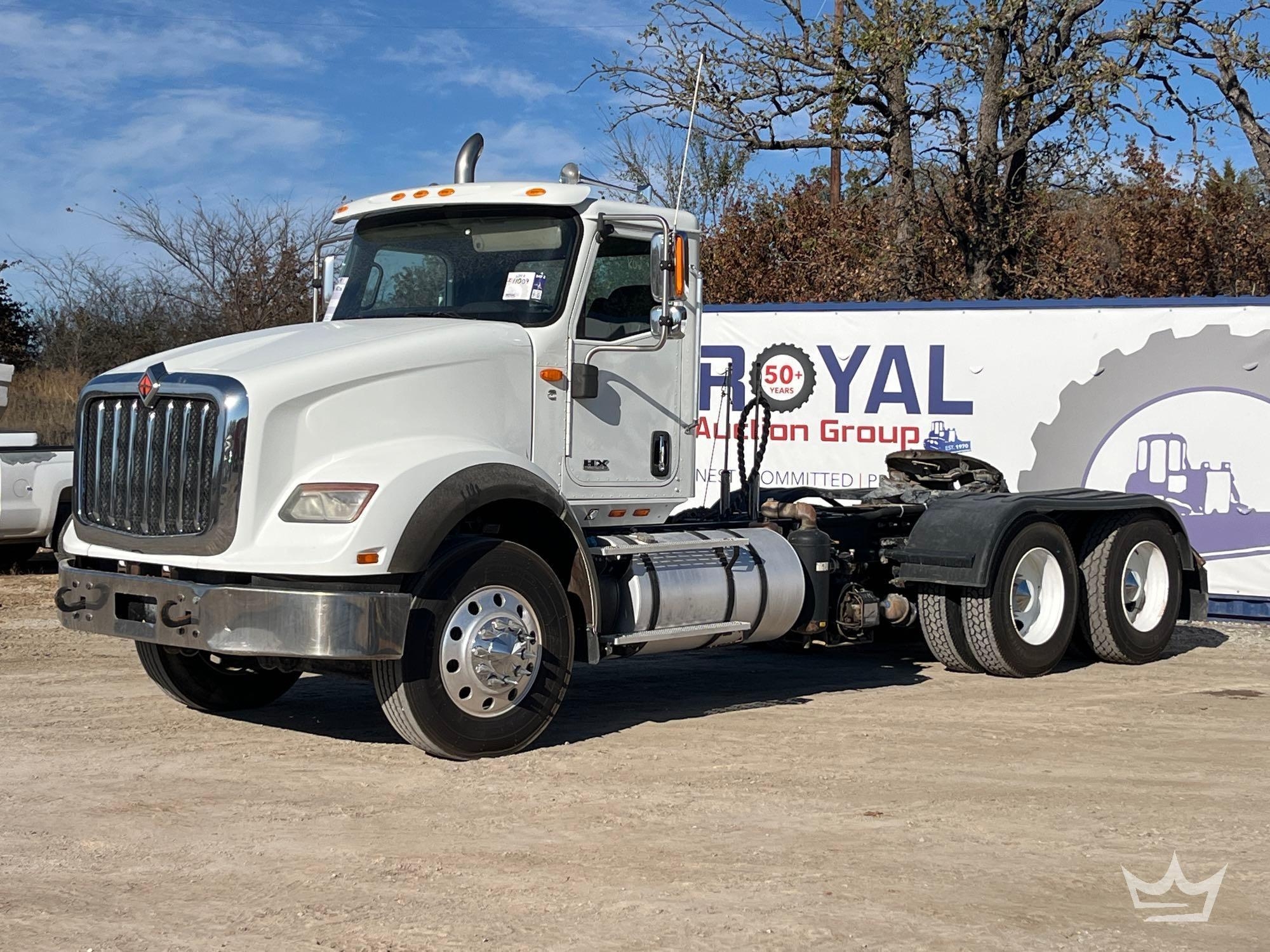 2019 International HX620 T/A Wet Kit Day Cab Truck Tractor (A56858)
