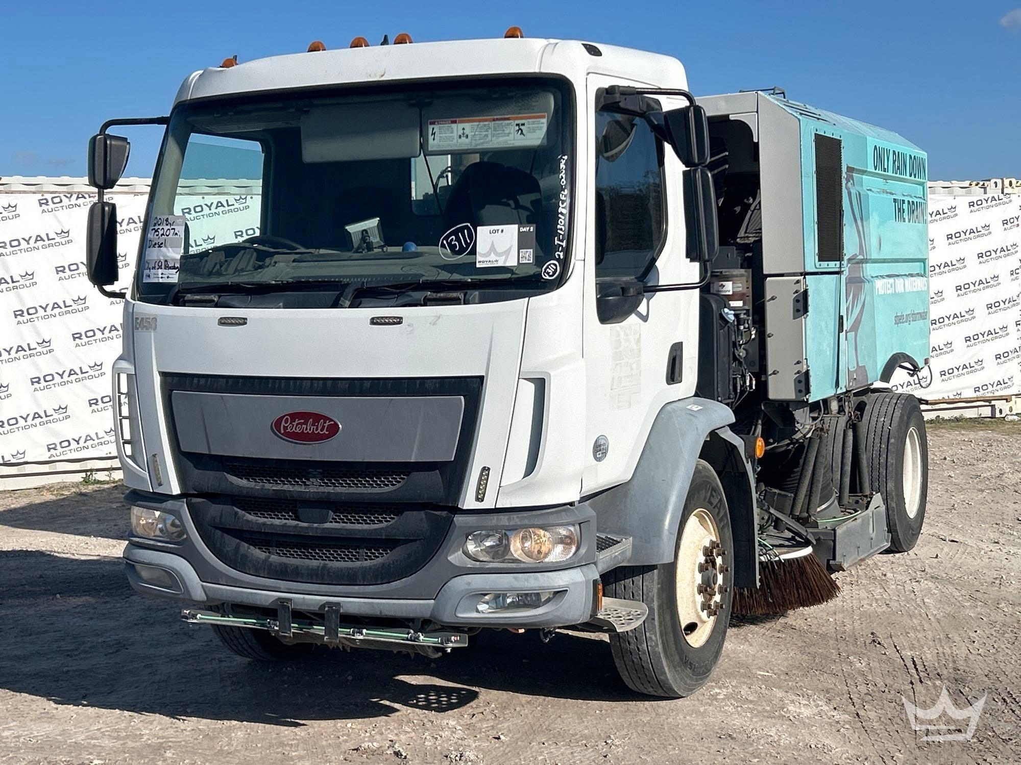 2018 Peterbilt 220 Elgin Sweeper Truck (A61568)