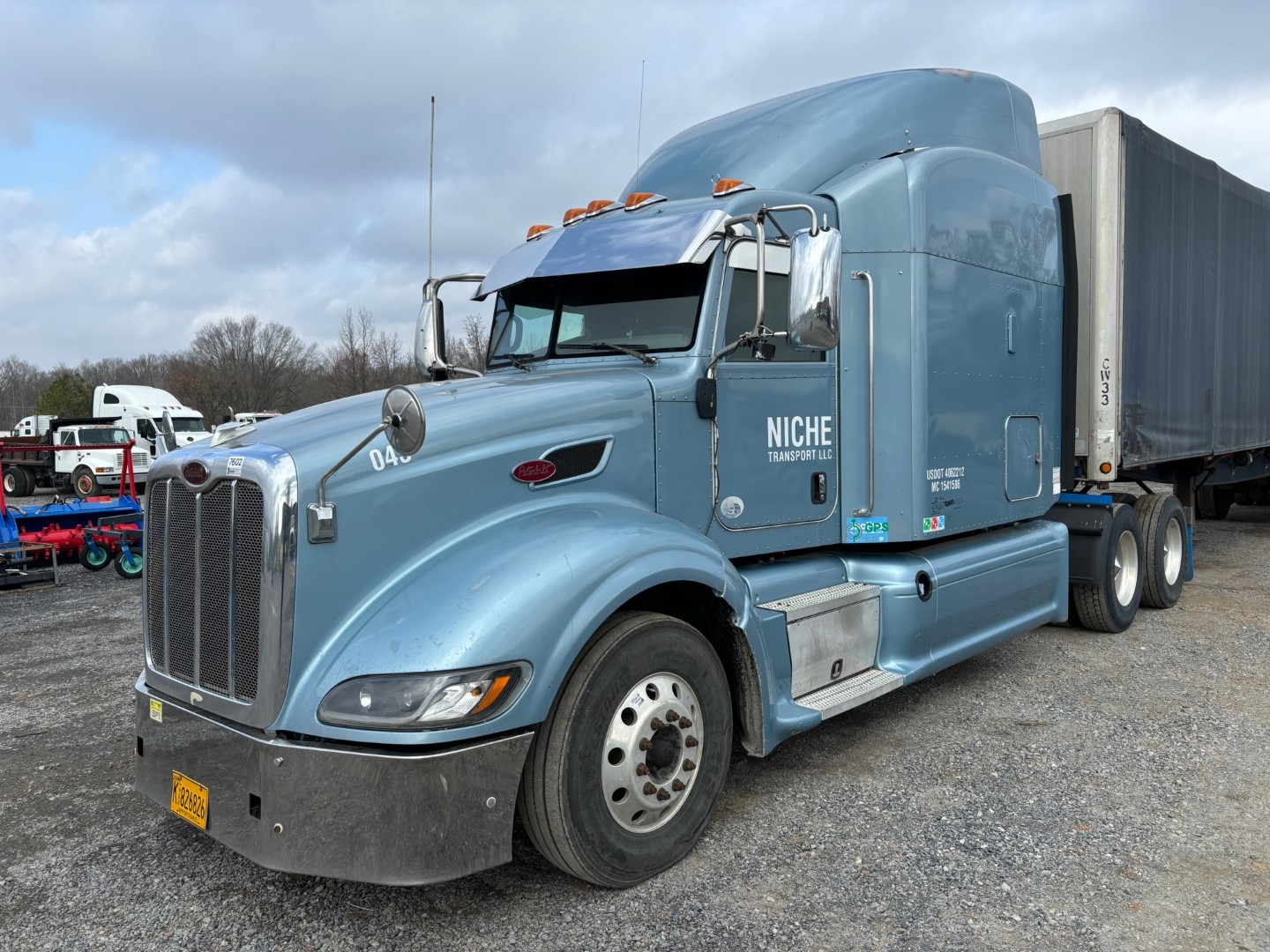 2012 Peterbilt Semi (A64047)