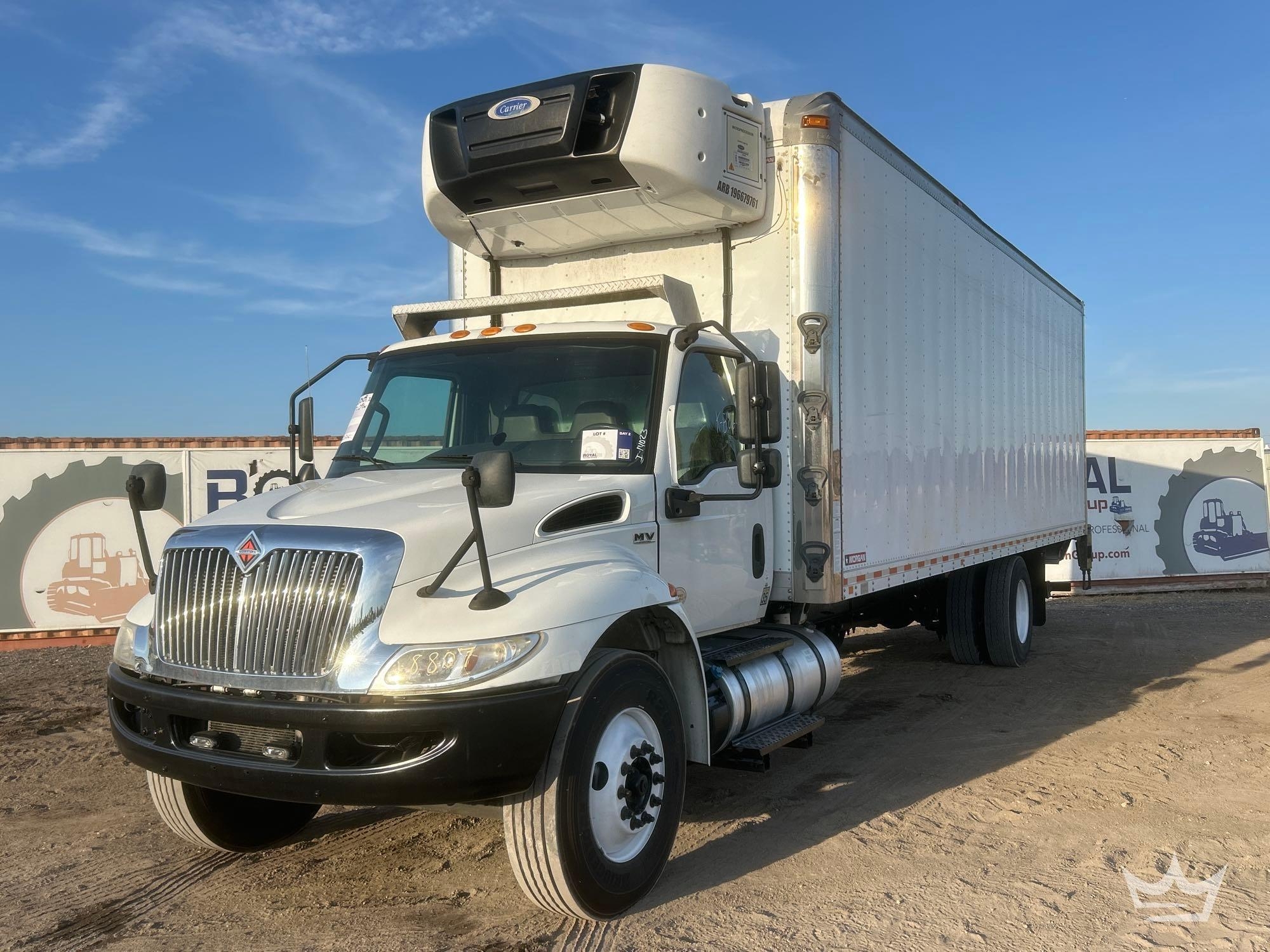 2019 International MV607 28ft Reefer Box Truck (A56858)