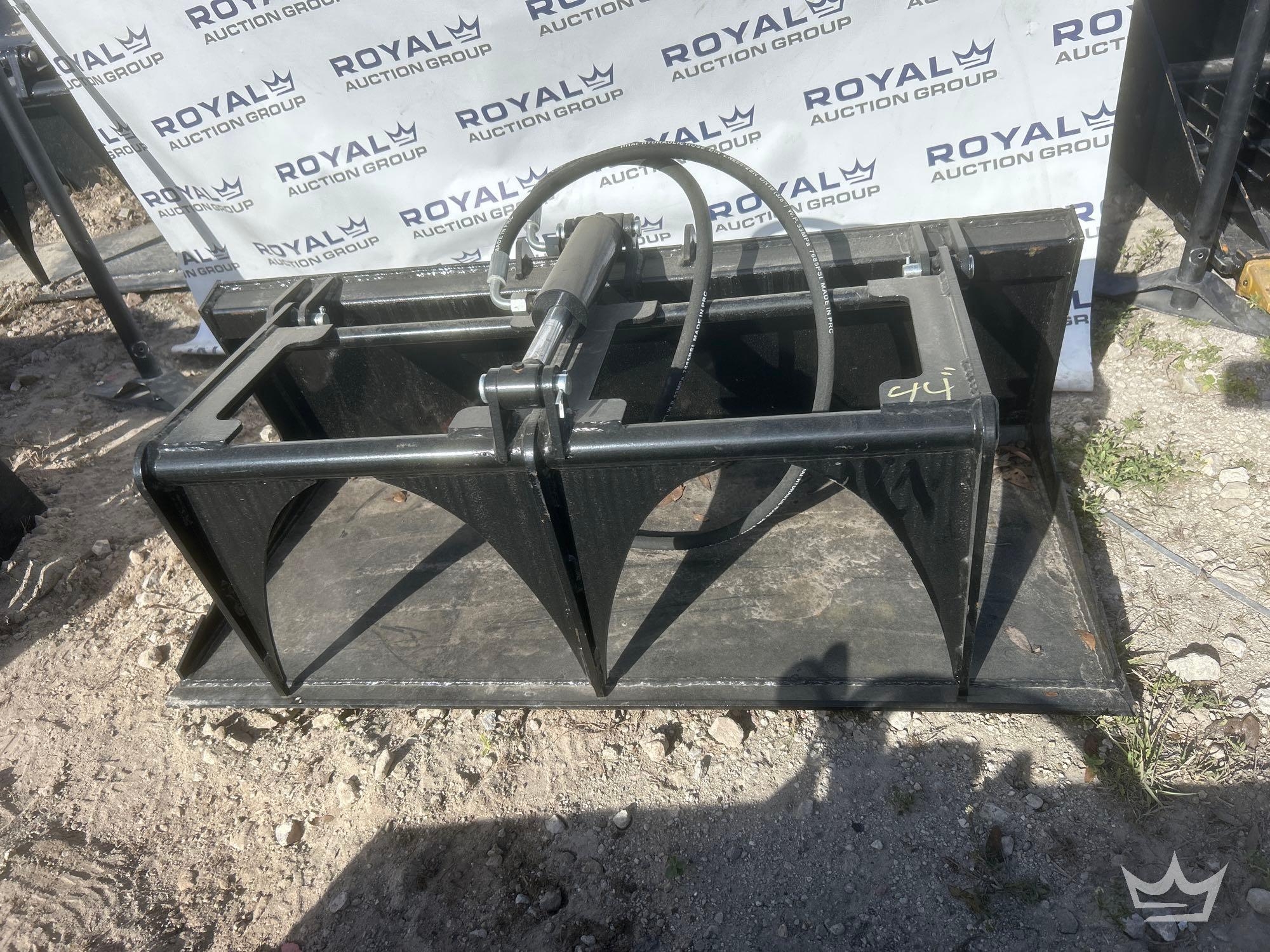44in Hydraulic Grapple Bucket Mini Skid Steer Attachment (A61572)
