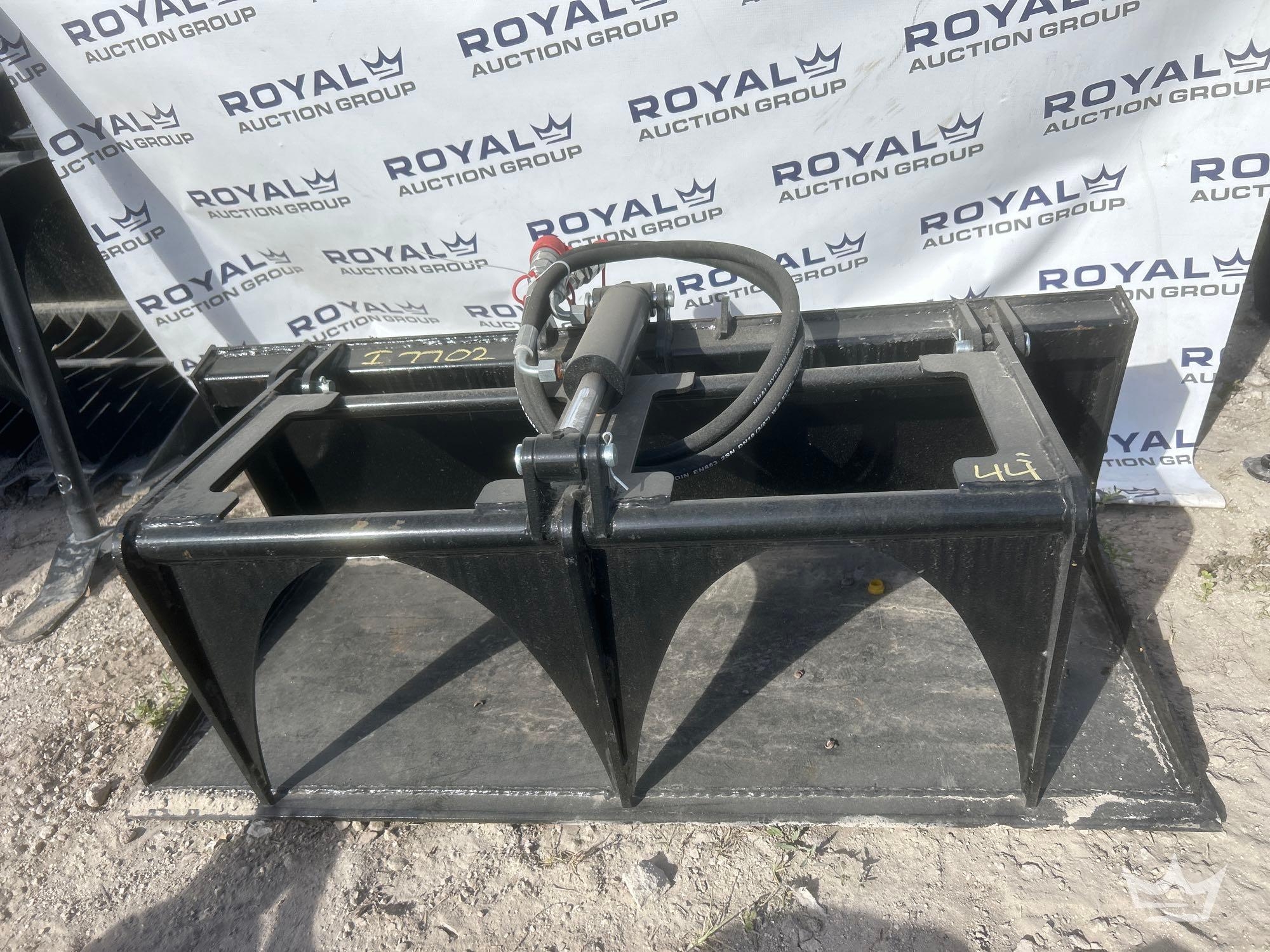 44in Hydraulic Grapple Bucket Mini Skid Steer Attachment (A61572)