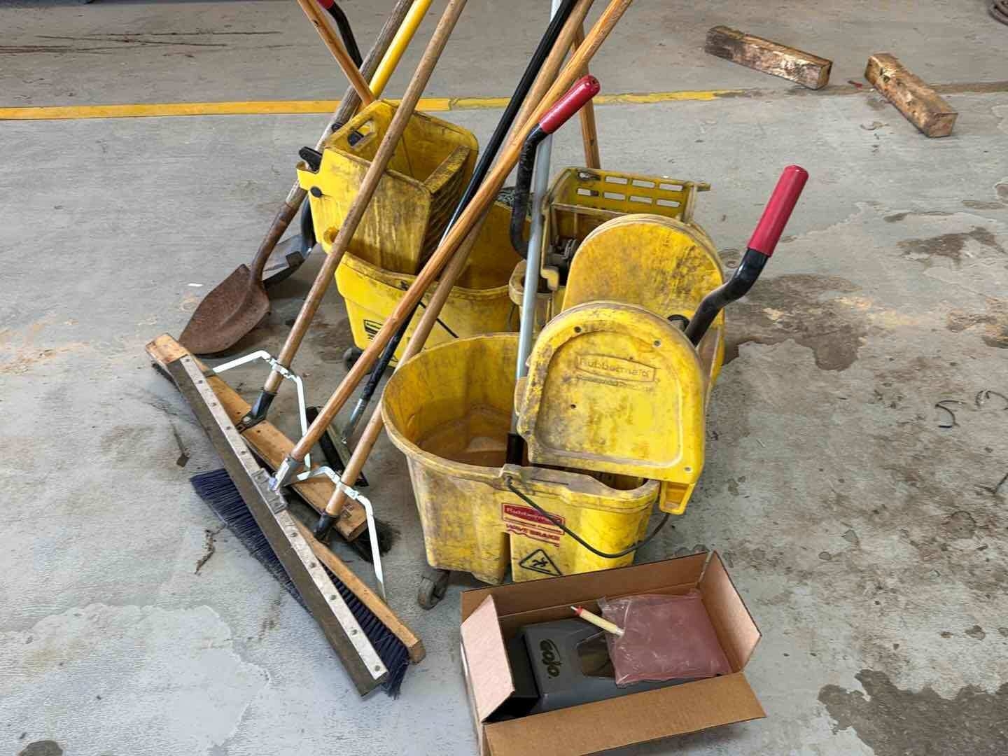 MISC LOT (A55745)