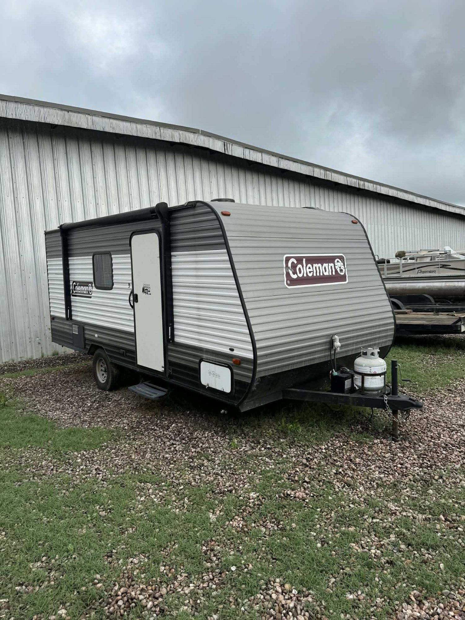 2021 Dutchmen Coleman Lantern 17B Travel Trailer Camper (A62613)
