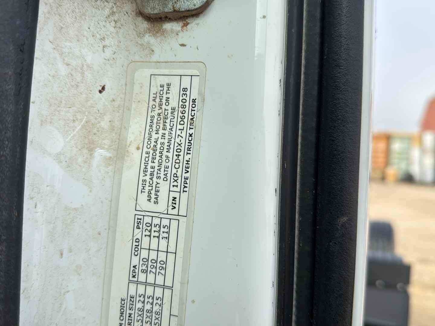 2020 PETERBILT 567 (A58214)